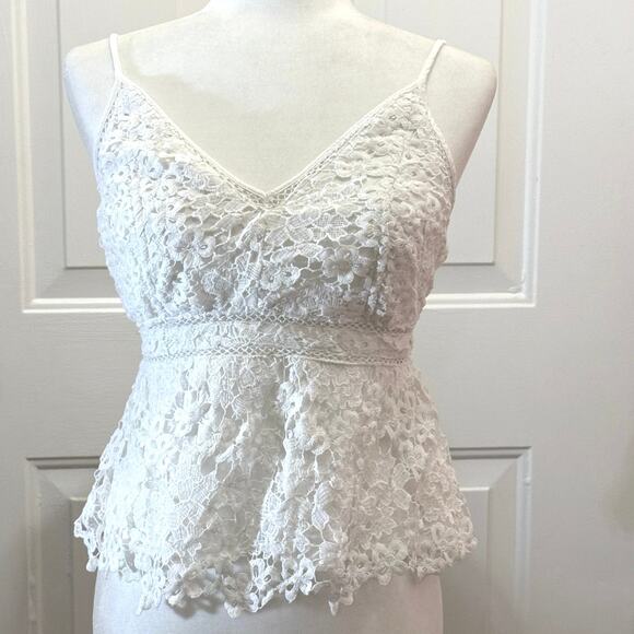 Abercrombie & Fitch Tops - Abercrombie & Fitch lace crop top, size M. Cute over jeans, skirts, or shorts.